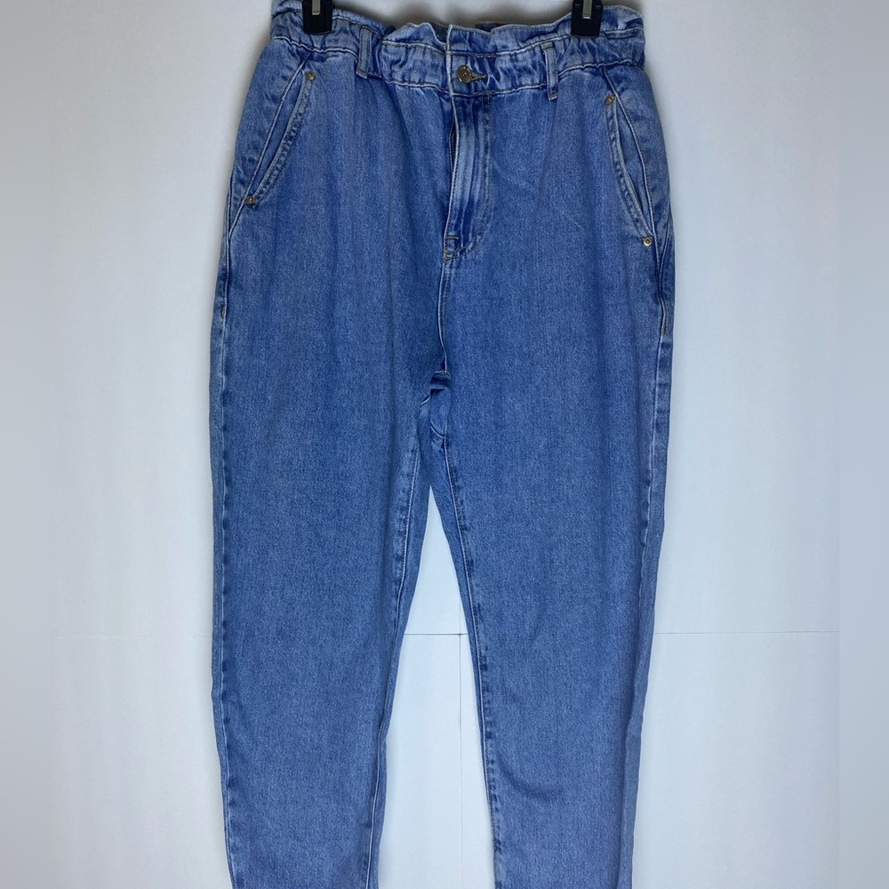 Zara women’s light washed jeans made in Turkey true to size 8 hinged waist.